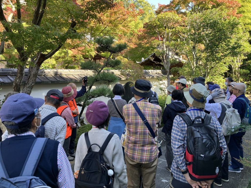 百人一首11月伊勢寺B