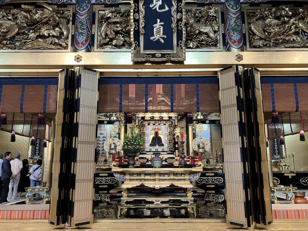興正寺御影堂
